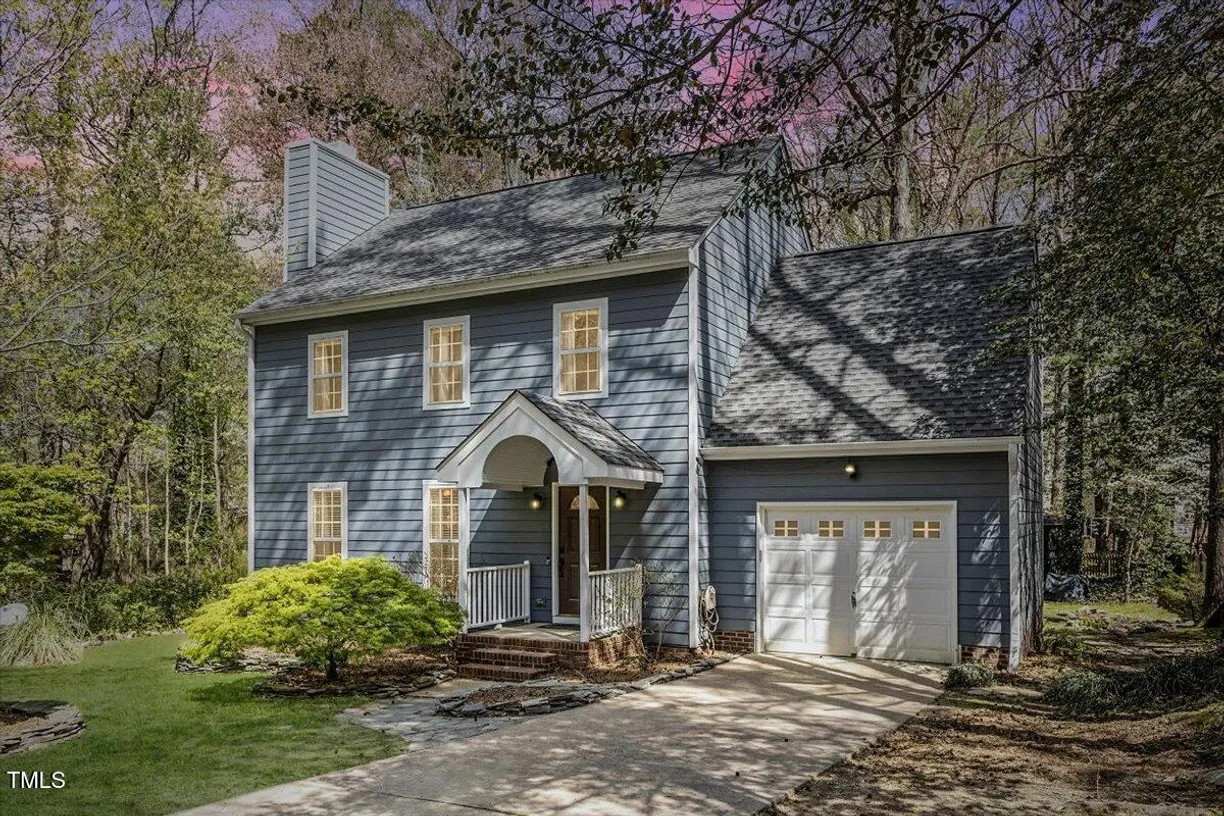 Raleigh, NC Real Estate | View 4725 Sinclair | Listing