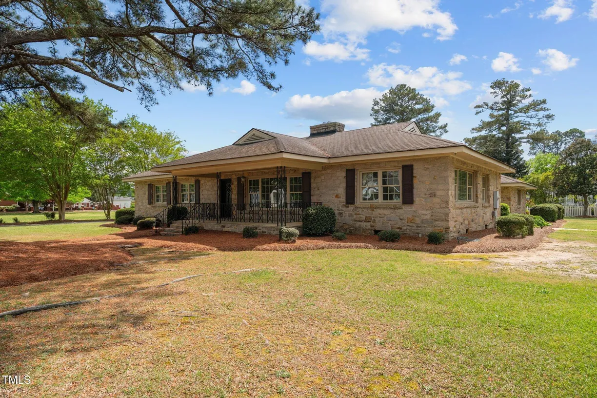 Raleigh, NC Real Estate | View 609 W Main | Listing