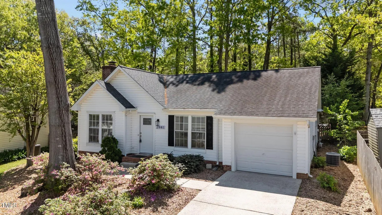 Raleigh, NC Real Estate | View 2941 Golden Oak Ct | 3 Beds, 2 Baths