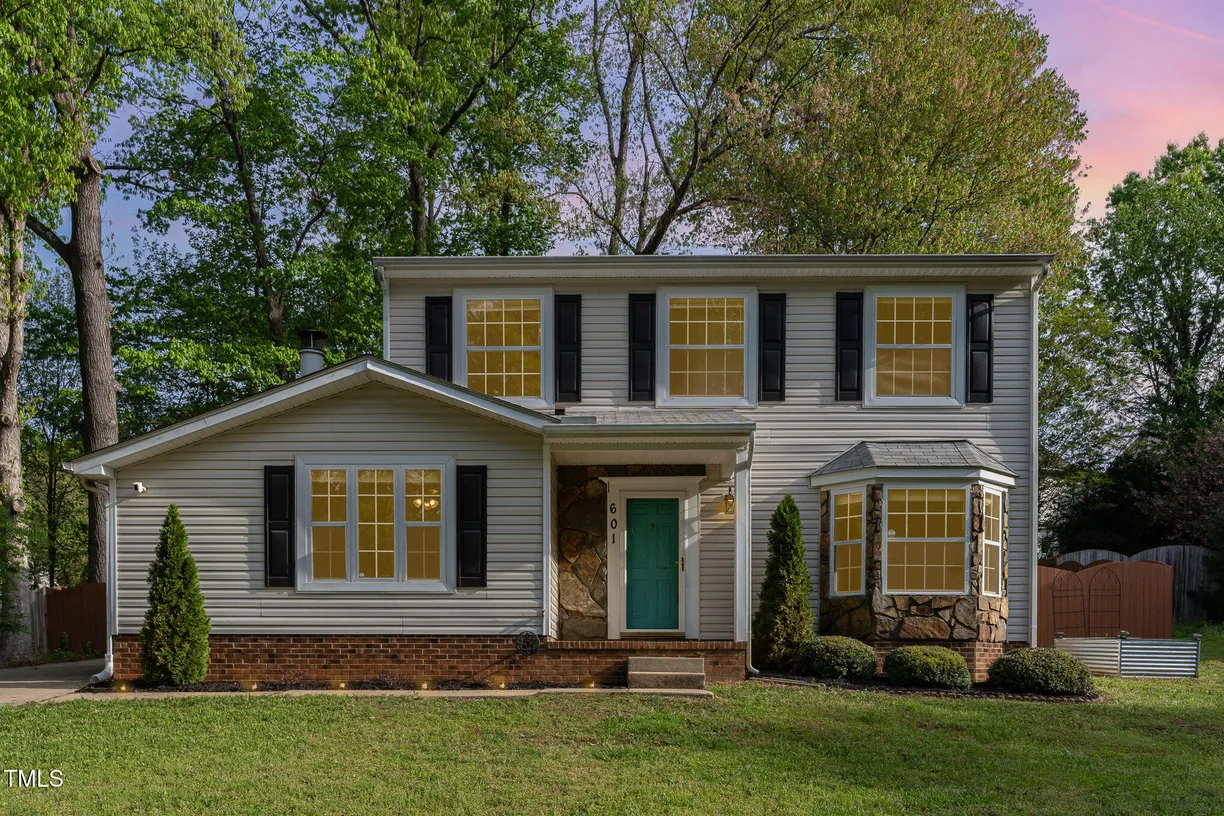 Raleigh, NC Real Estate | View 601 E Dynasty | Listing
