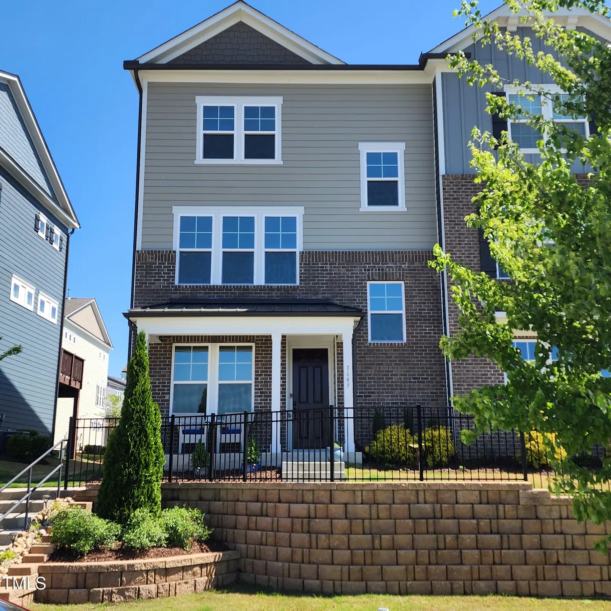 Raleigh, NC Real Estate | View 1643 Wimberly | 4 Beds, 3 Baths