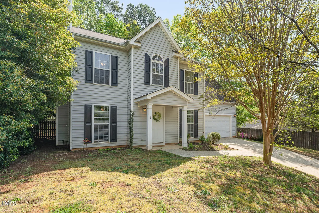 Raleigh, NC Real Estate | View 9904 Erinsbrook | 3 Beds, 2 Baths