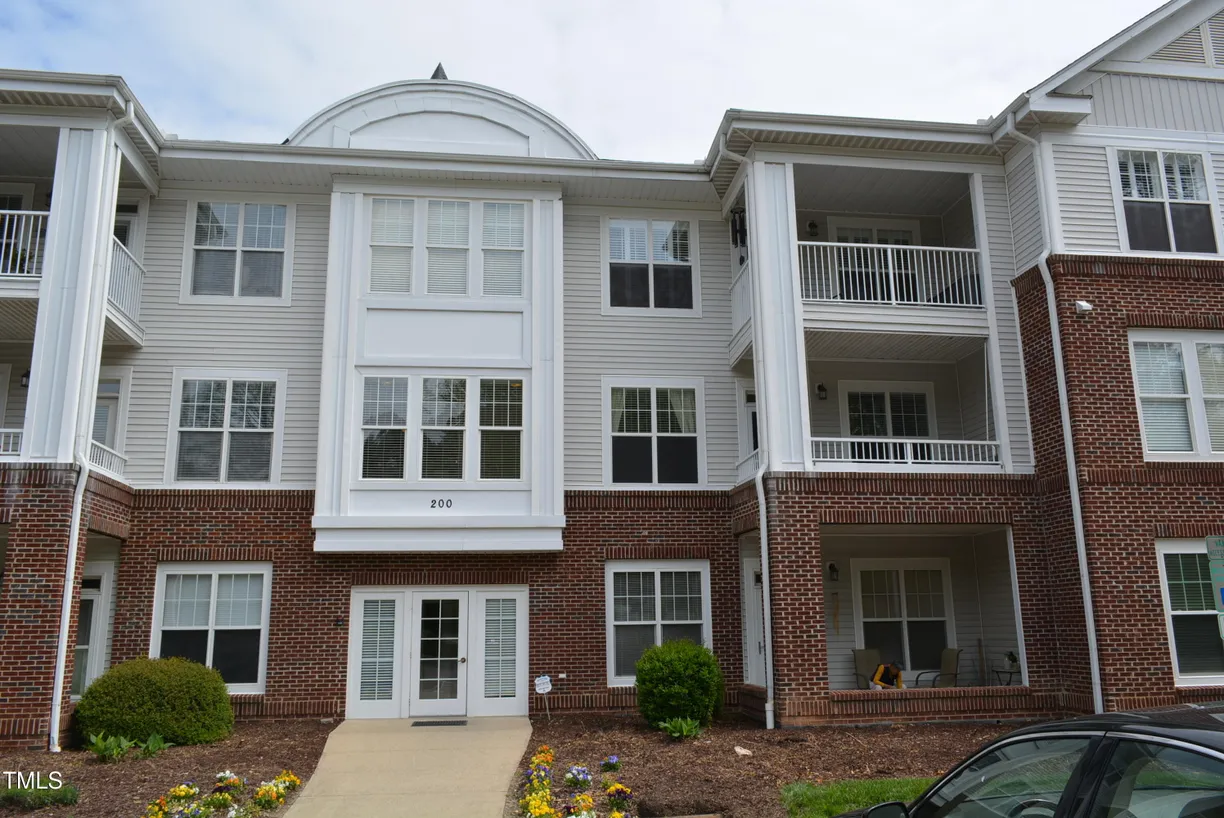 Raleigh, NC Real Estate | View 224 Eyam Hall | 2 Beds, 2 Baths