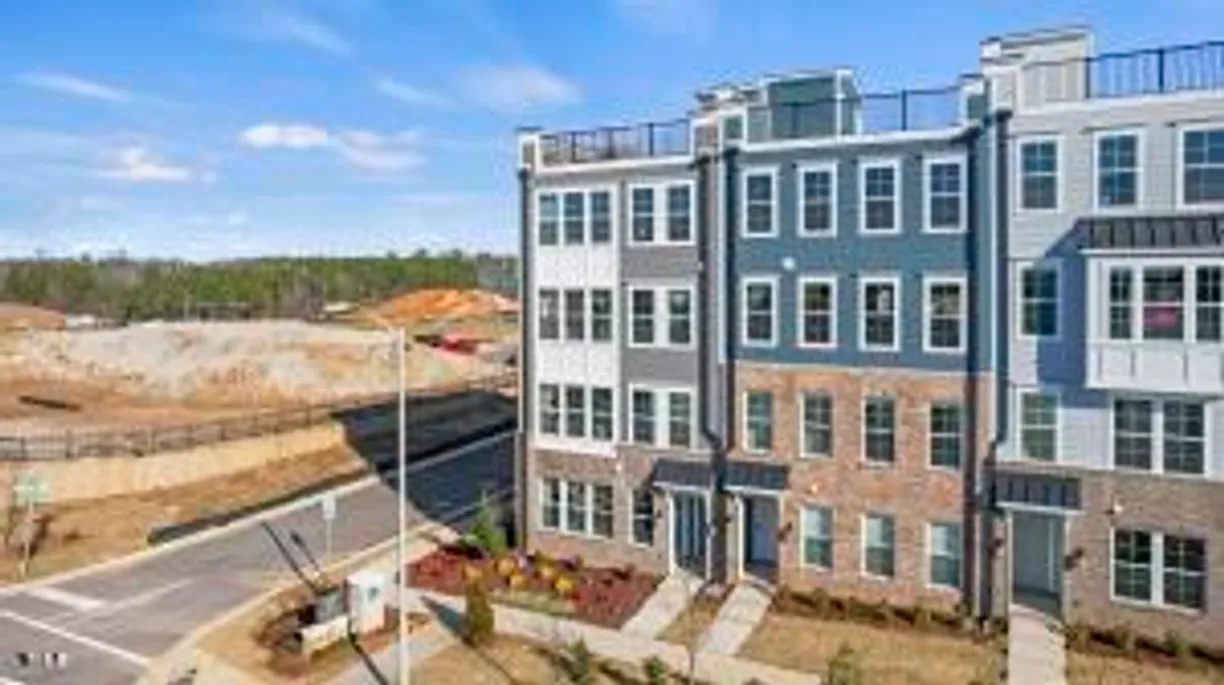 Raleigh, NC Real Estate | View 404 Gaston Park, 100 | 3 Beds, 2 Baths
