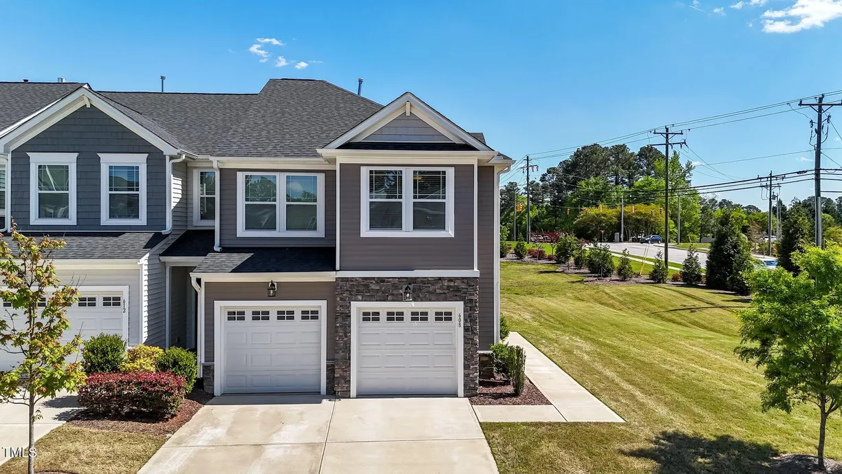 Raleigh, NC Real Estate | View 608 Creekway | 3 Beds, 2 Baths
