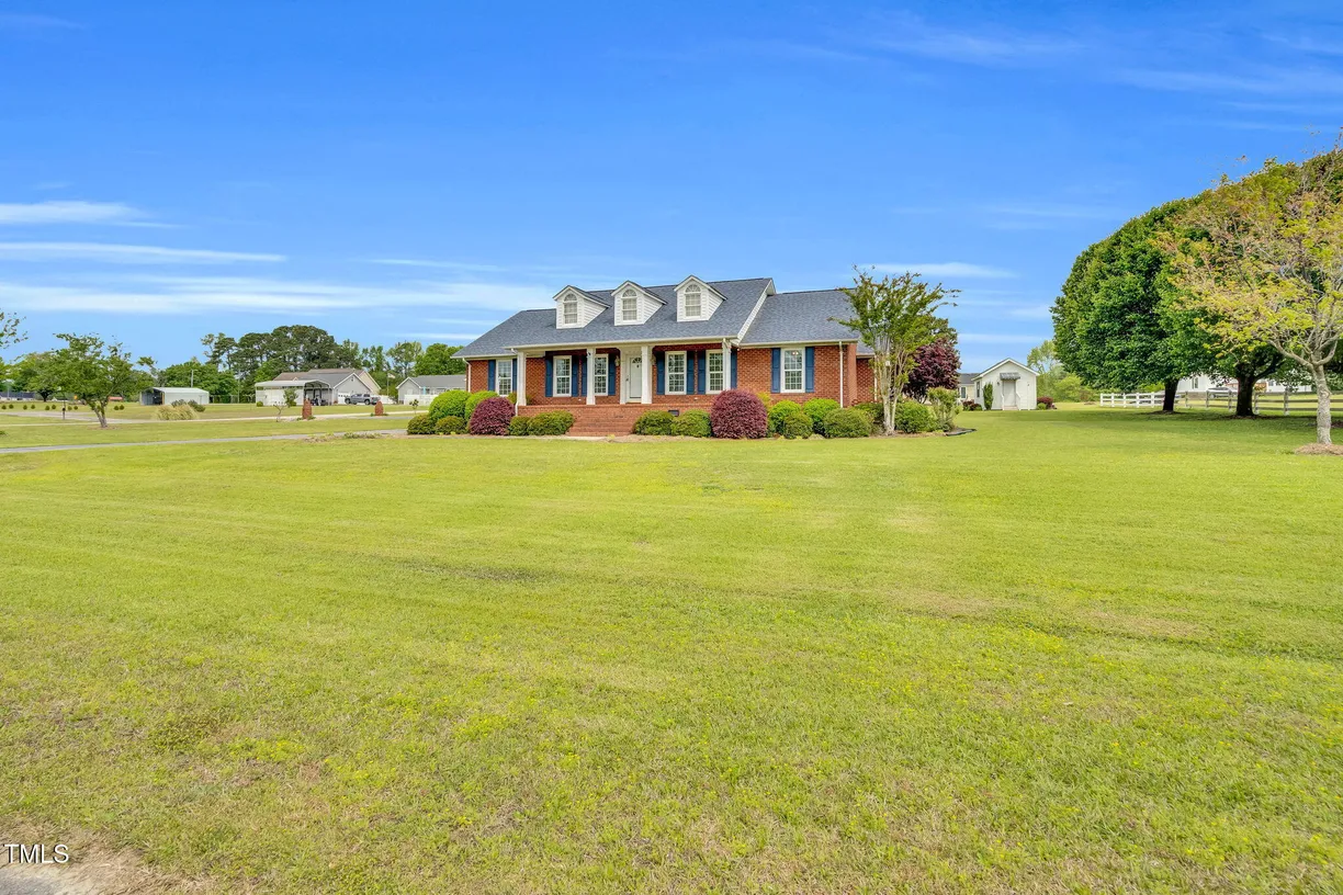 Raleigh, NC Real Estate | View 201 Wendy | Listing