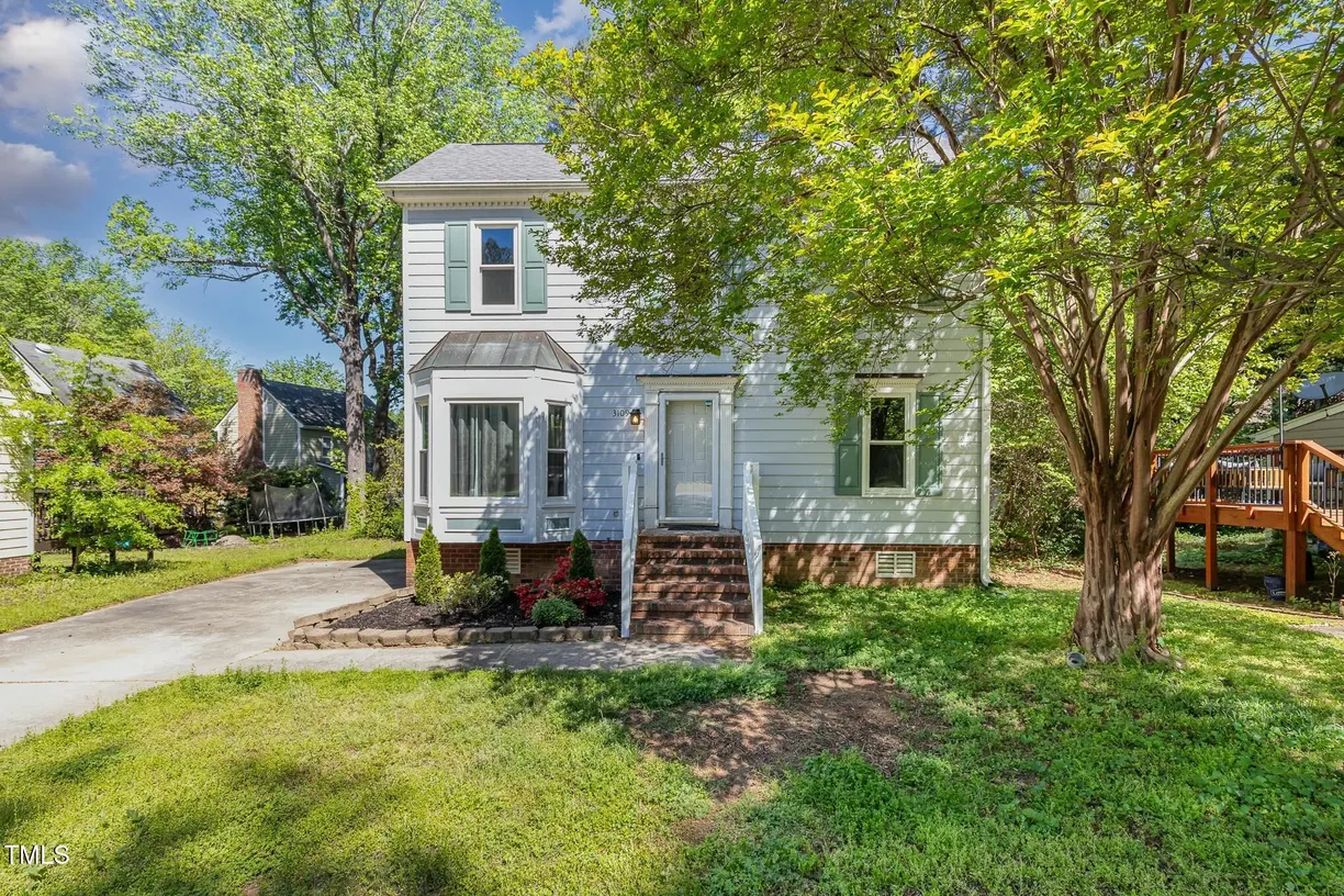 Raleigh, NC Real Estate | View 3109 E Folkestone | Listing