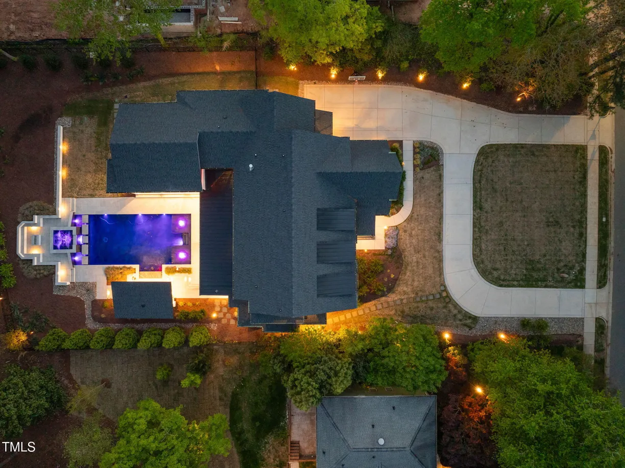 Raleigh, NC Real Estate | View 1616 Hunting Ridge | 6 Beds, 6 Baths