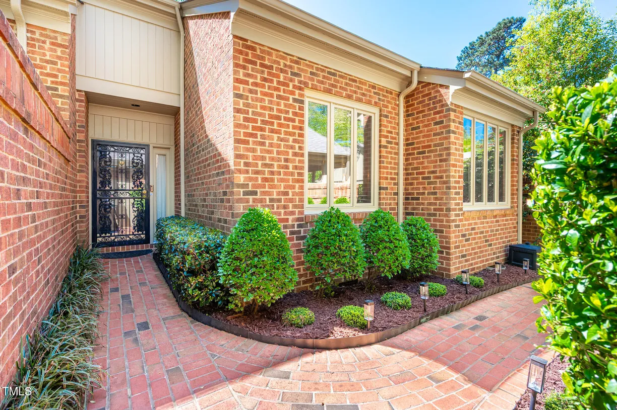 Raleigh, NC Real Estate | View 12 Innisfree | 3 Beds, 3 Baths