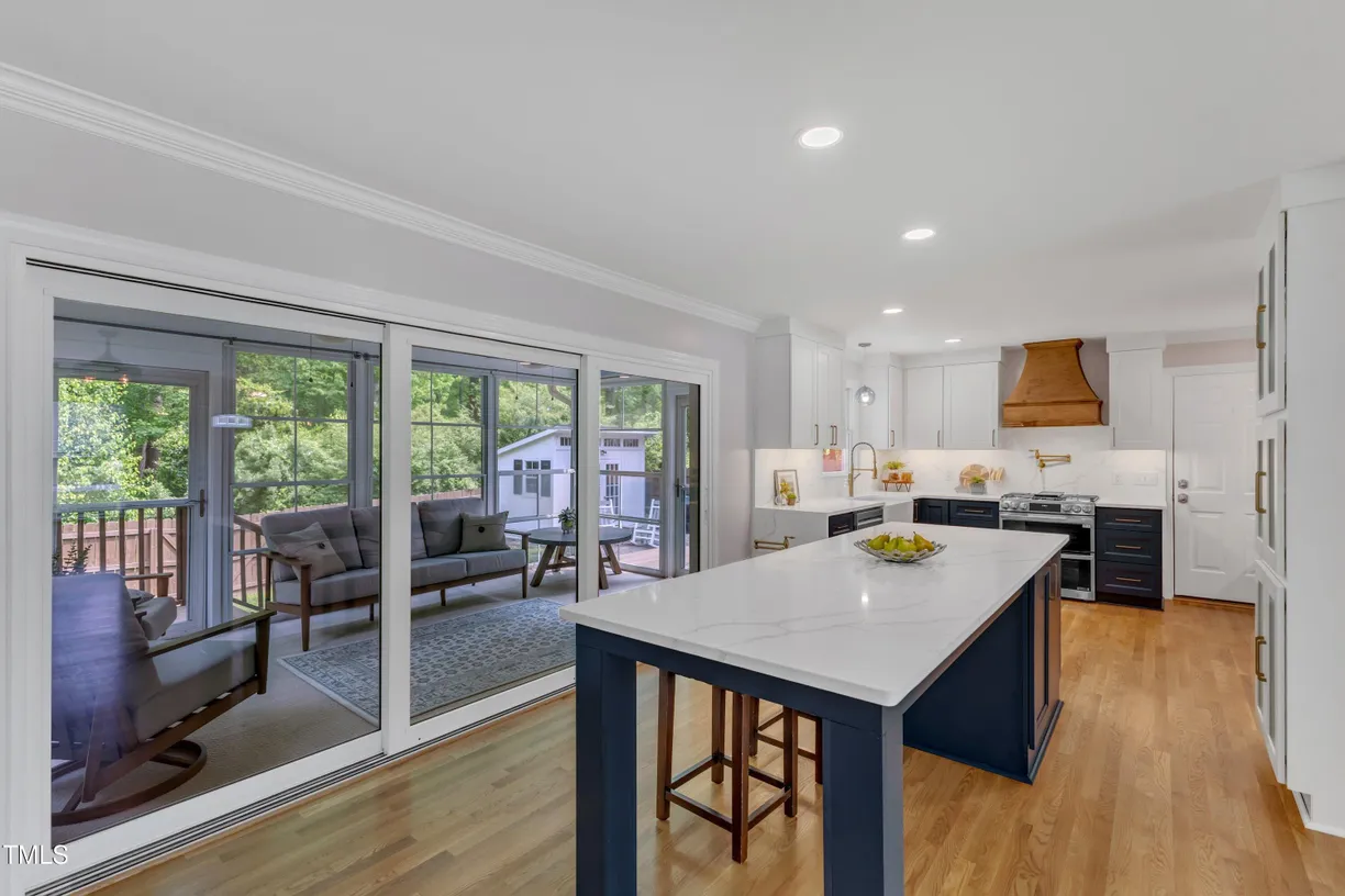 Raleigh, NC Real Estate | View 1005 Thorncroft | Listing