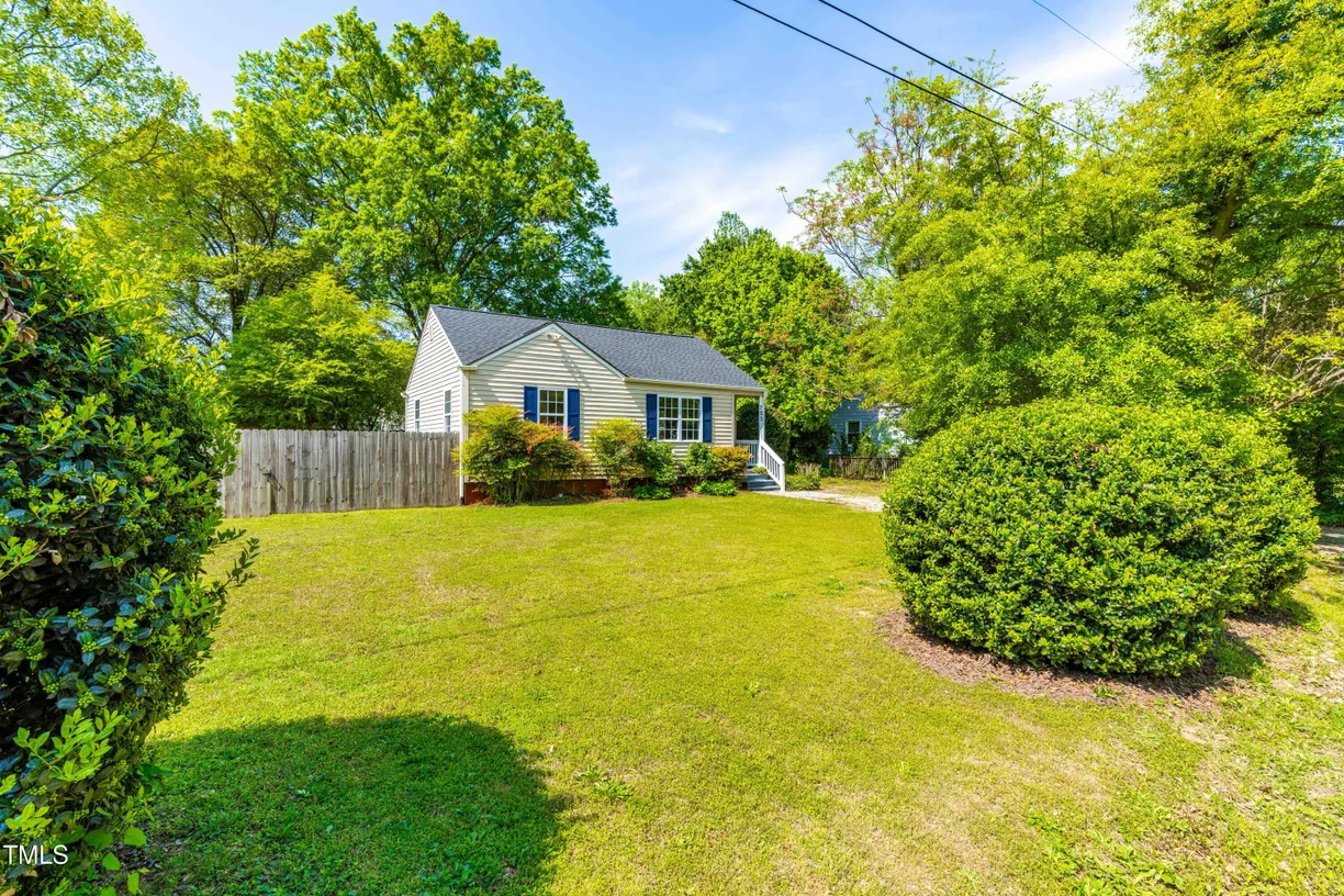 Raleigh, NC Real Estate | View 705 Hartford | Listing