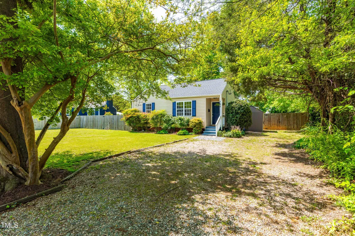 Raleigh, NC Real Estate | View 705 Hartford | Listing