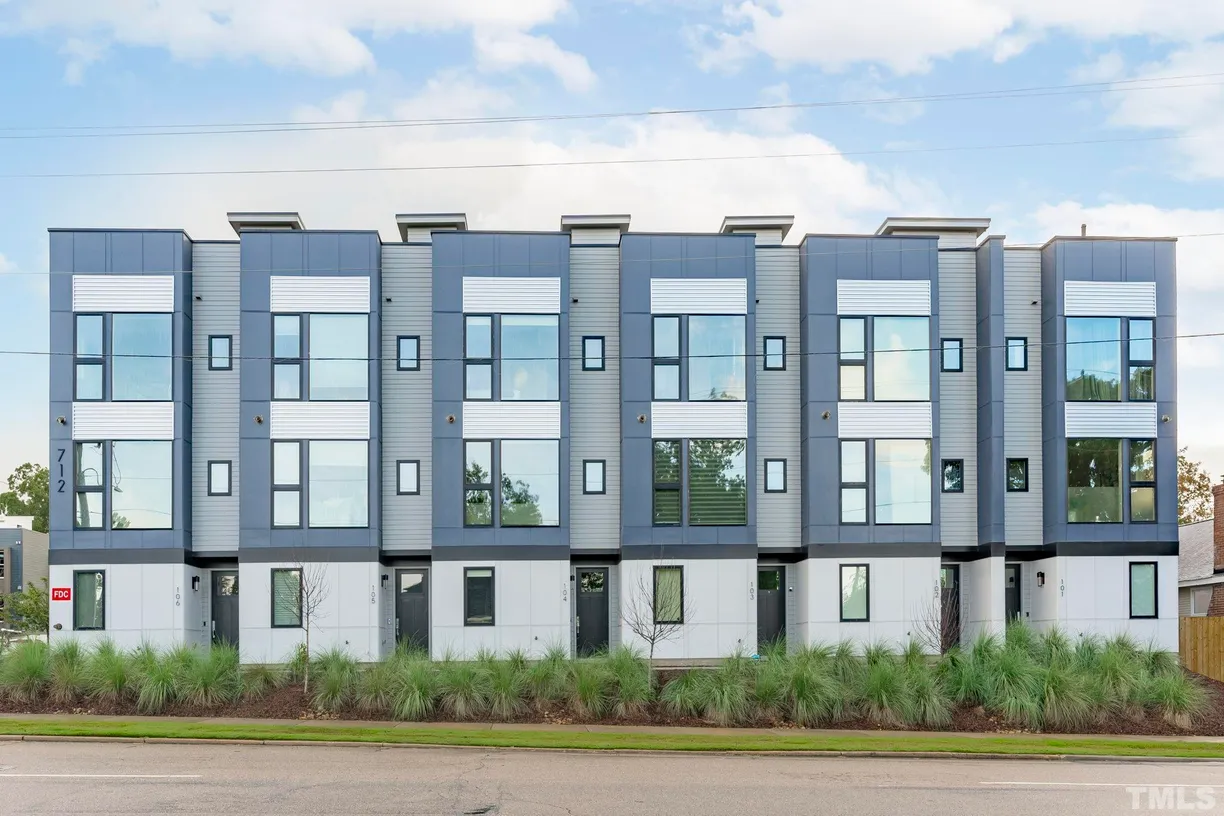 Raleigh, NC Real Estate | View 712 E Edenton, 104 | 3 Beds, 3 Baths