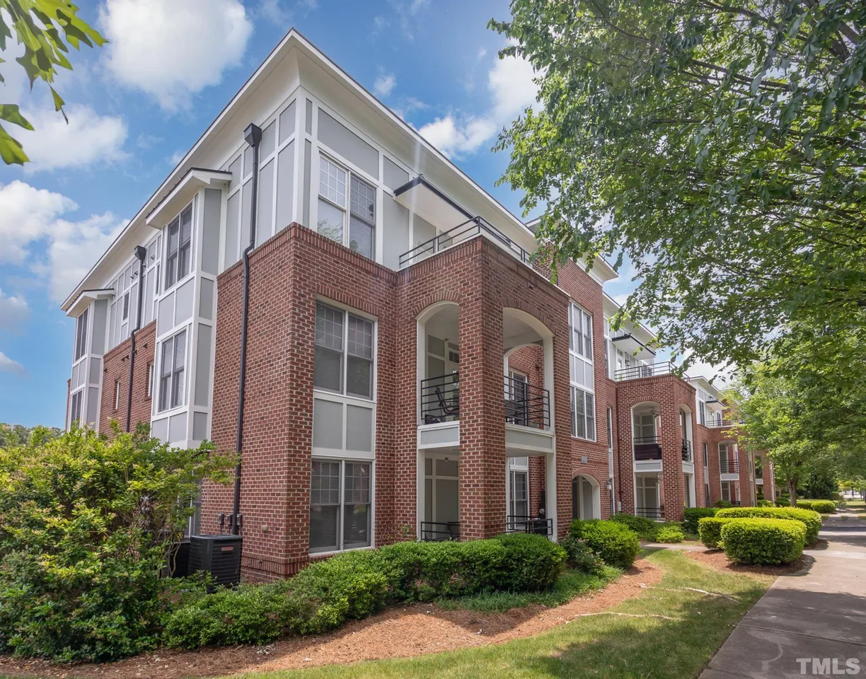 Raleigh, NC Real Estate | View 201 Finsbury, 101 | 1 Bed, 1 Bath