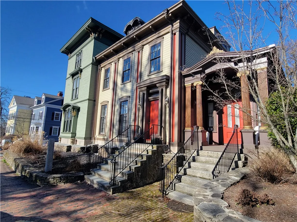 92 Pelham #1, Newport, RI 02840 Property for rent