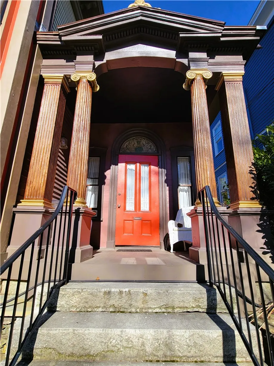 92 Pelham #1, Newport, RI 02840 Property for rent