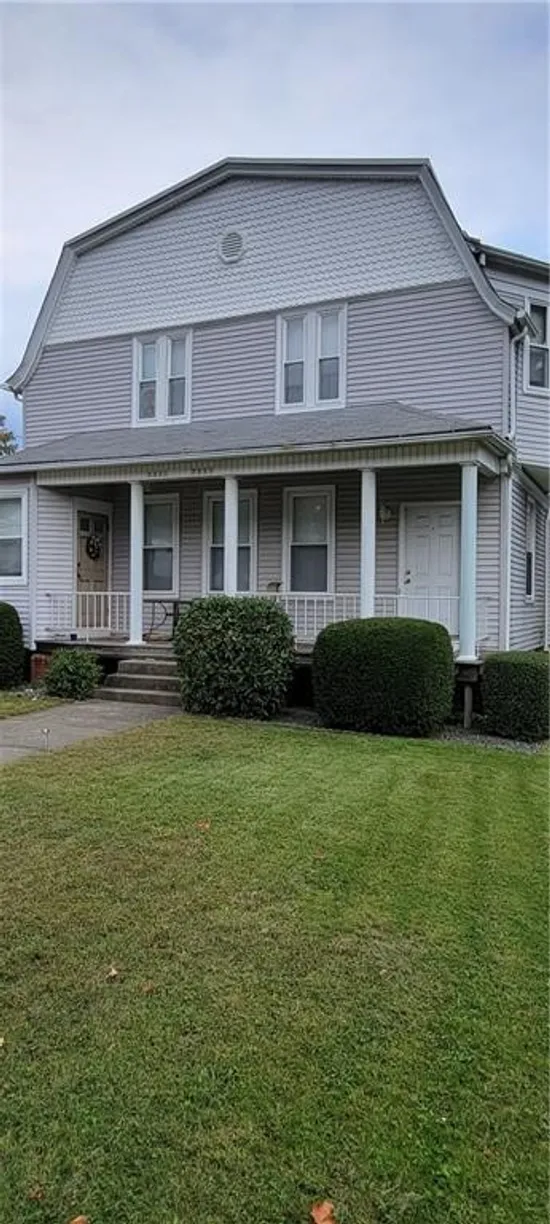 2215 cranston #2nd floor, Cranston, RI 02920 Property for rent