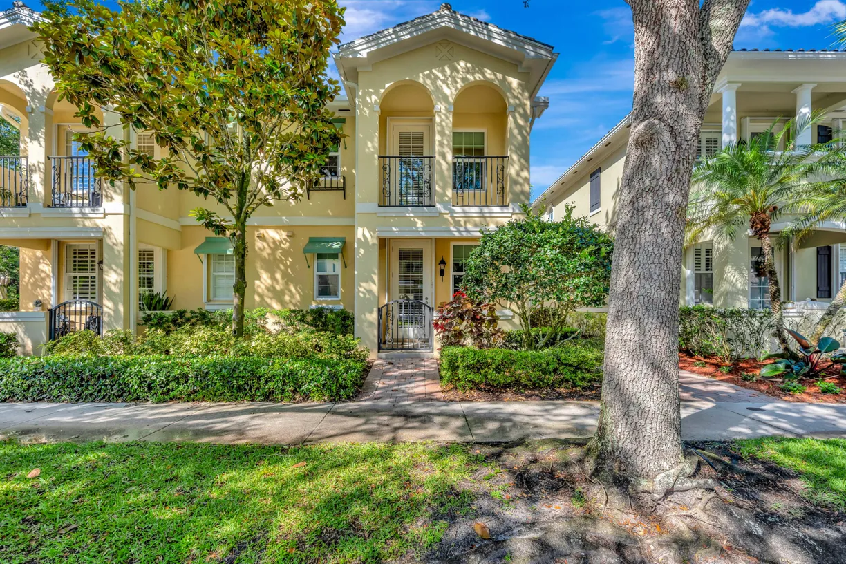 216 Barcelona Drive, Jupiter, FL 33458 Property for sale
