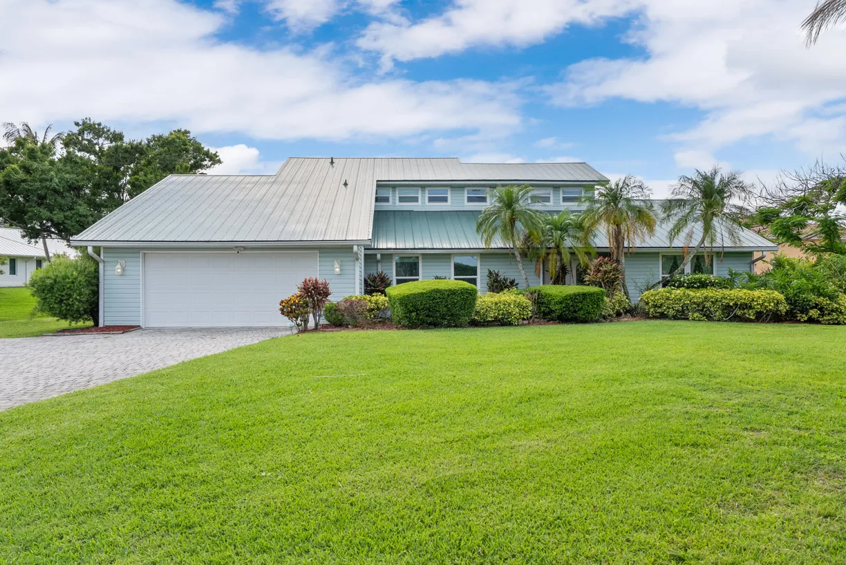 2415 NW Cove View, Stuart, FL 34994 Property for sale