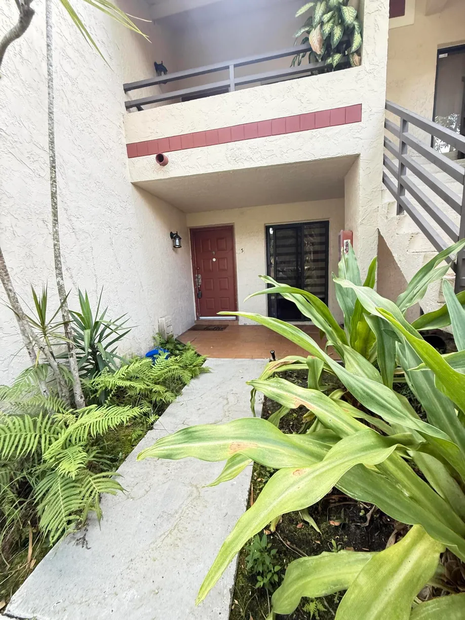 20015 NE 3RD Court #5, Miami, FL 33179 Property for sale