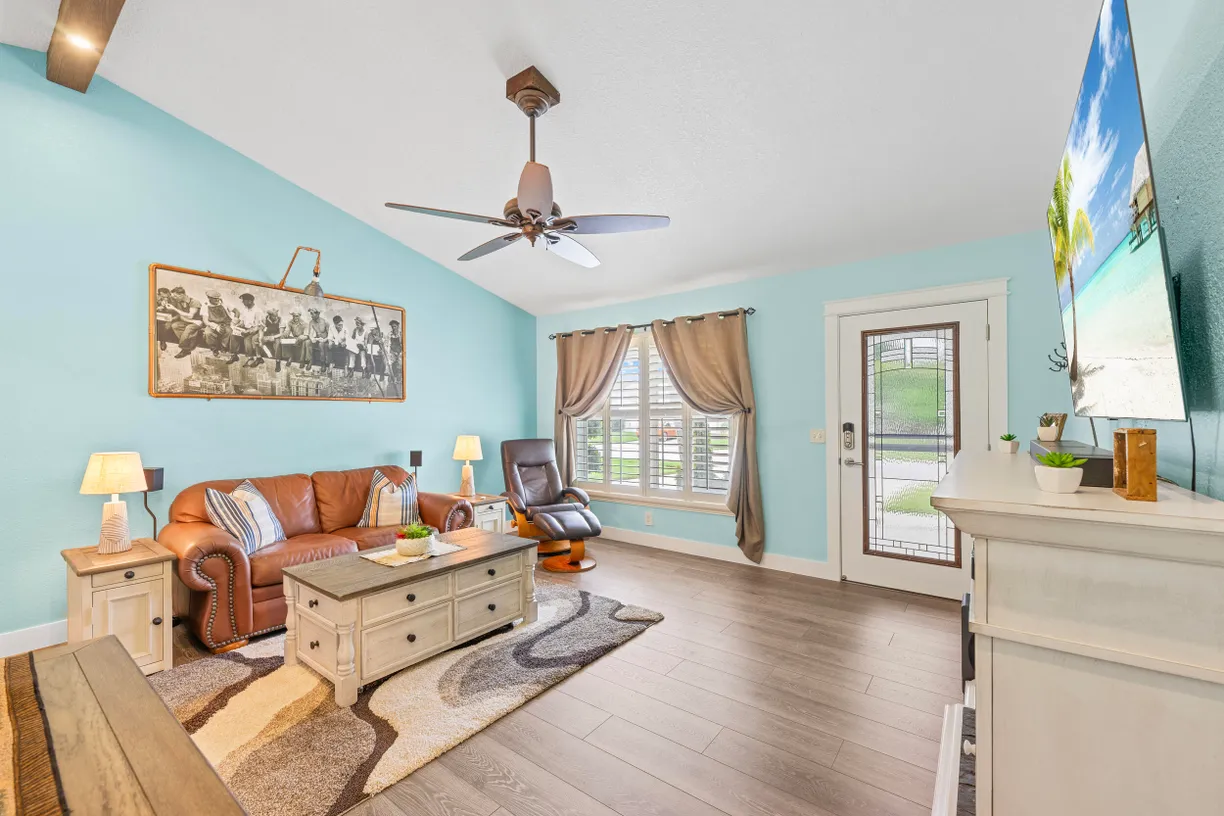 128 BANYAN Circle, Jupiter, FL 33458 Property for sale