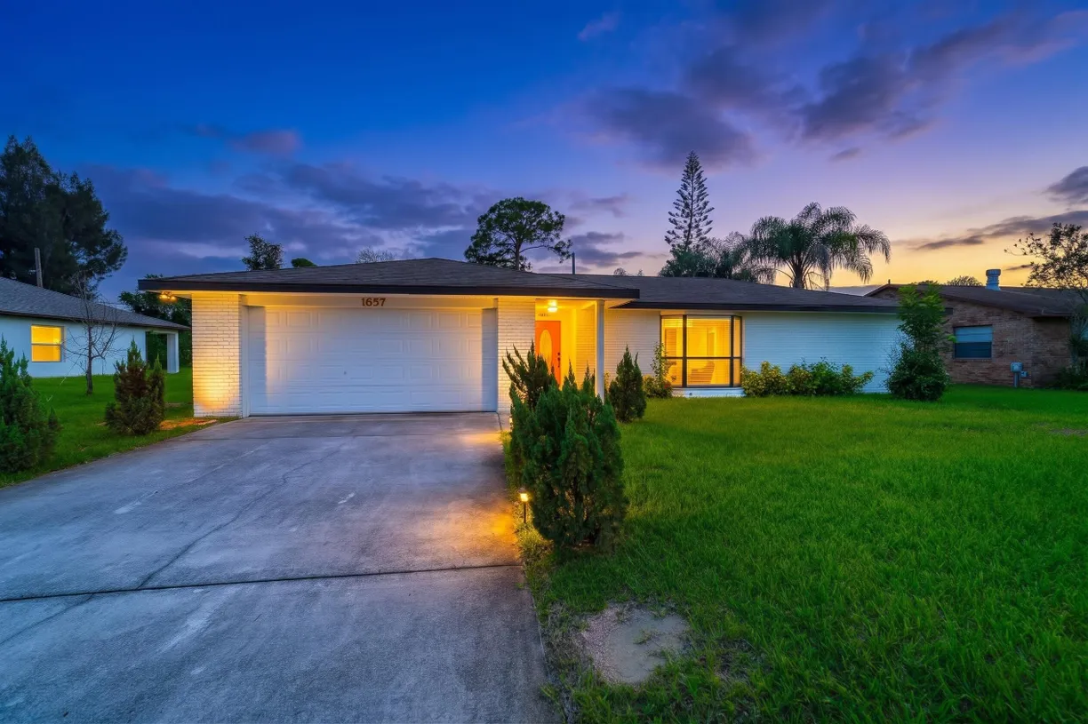 1657 SE Clearmont Street, Port St Lucie, FL 34983 Property for sale
