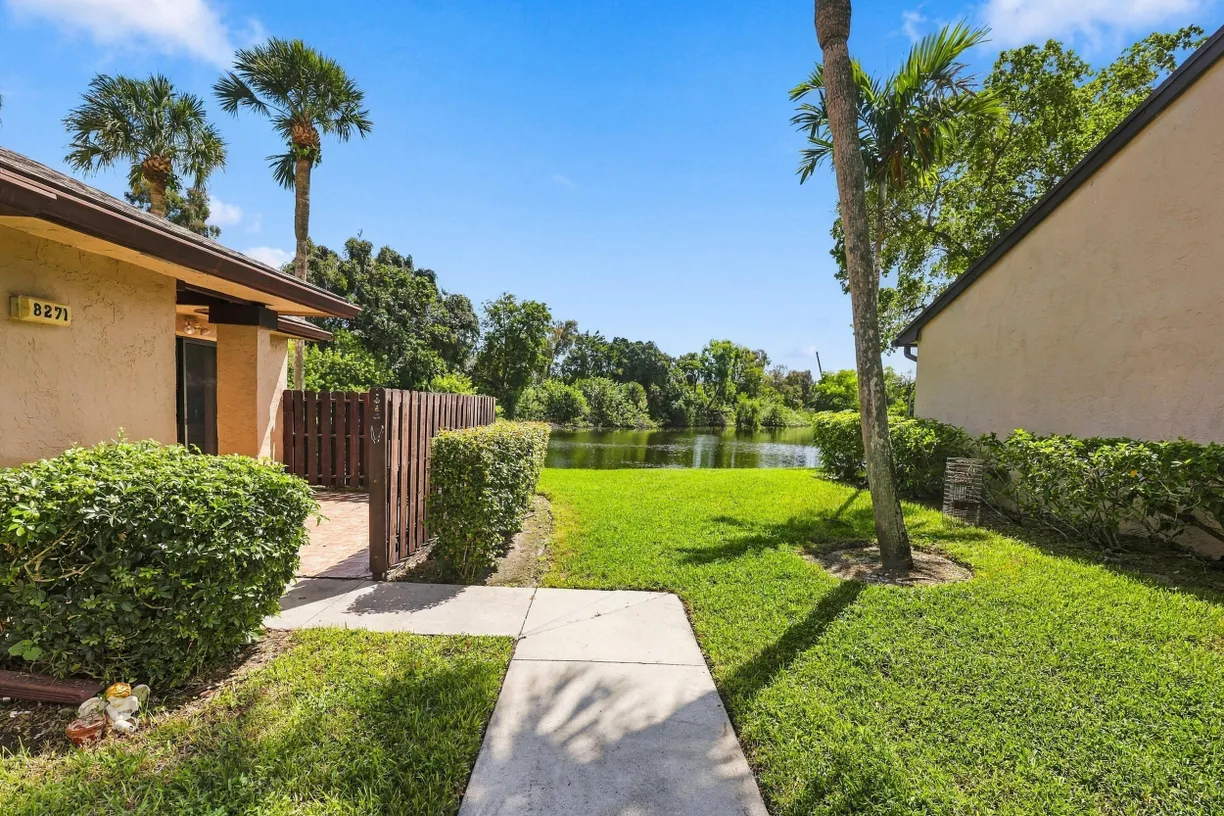 8271 Boca Glades Boulevard E, Boca Raton, FL 33434 Property for sale