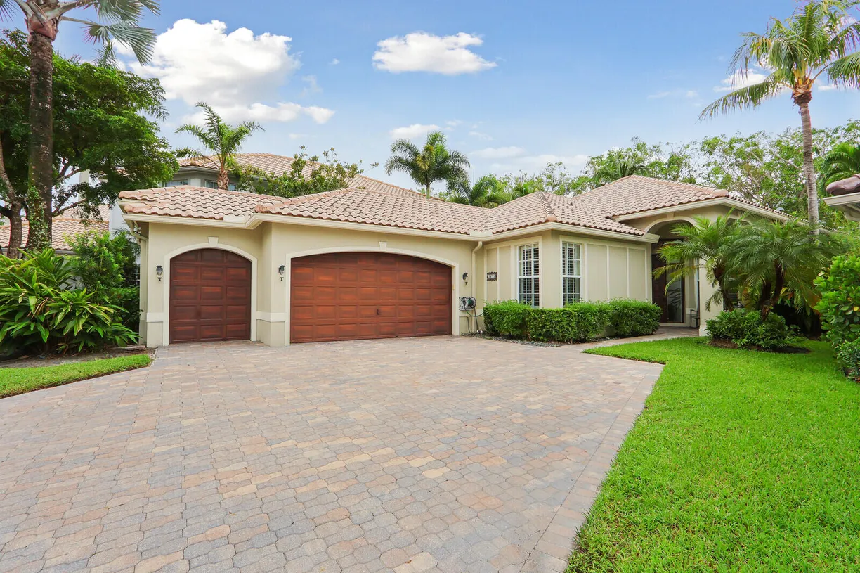 2675 PLAYERS Court, Wellington, FL 33414 Property for sale