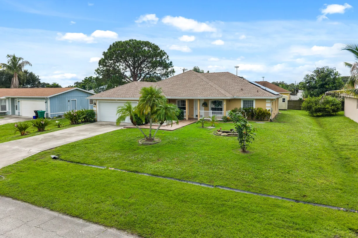 674 SW LUCERO Drive, Port St Lucie, FL 34983 Property for sale