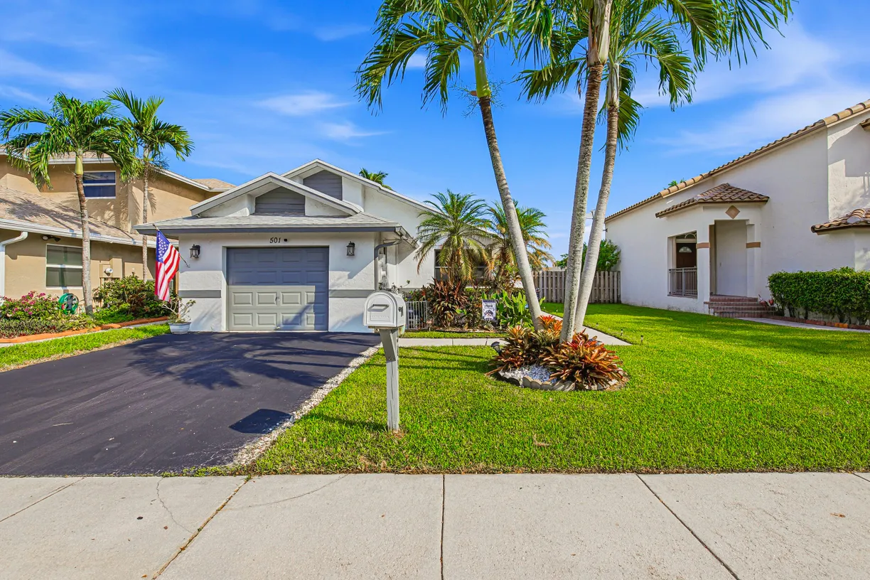 501 Lakeside Circle, Sunrise, FL 33326 Property for sale