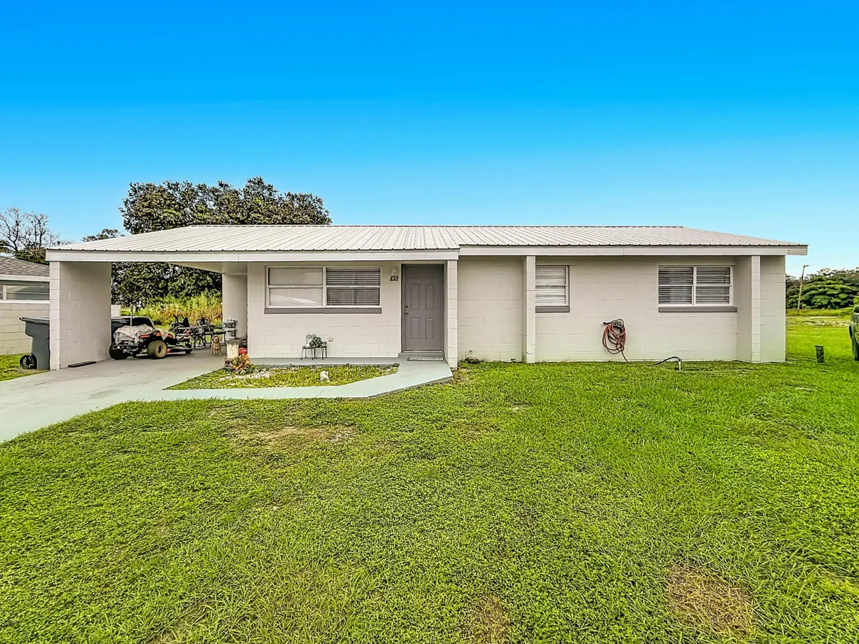 45 Queens Court, Frostproof, FL 33843 Property for sale