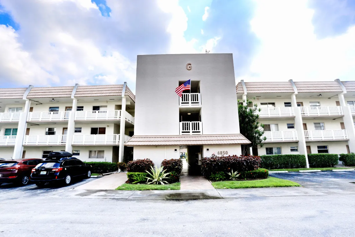 6850 Royal Palm Boulevard #211G, Margate, FL 33063 Property for sale