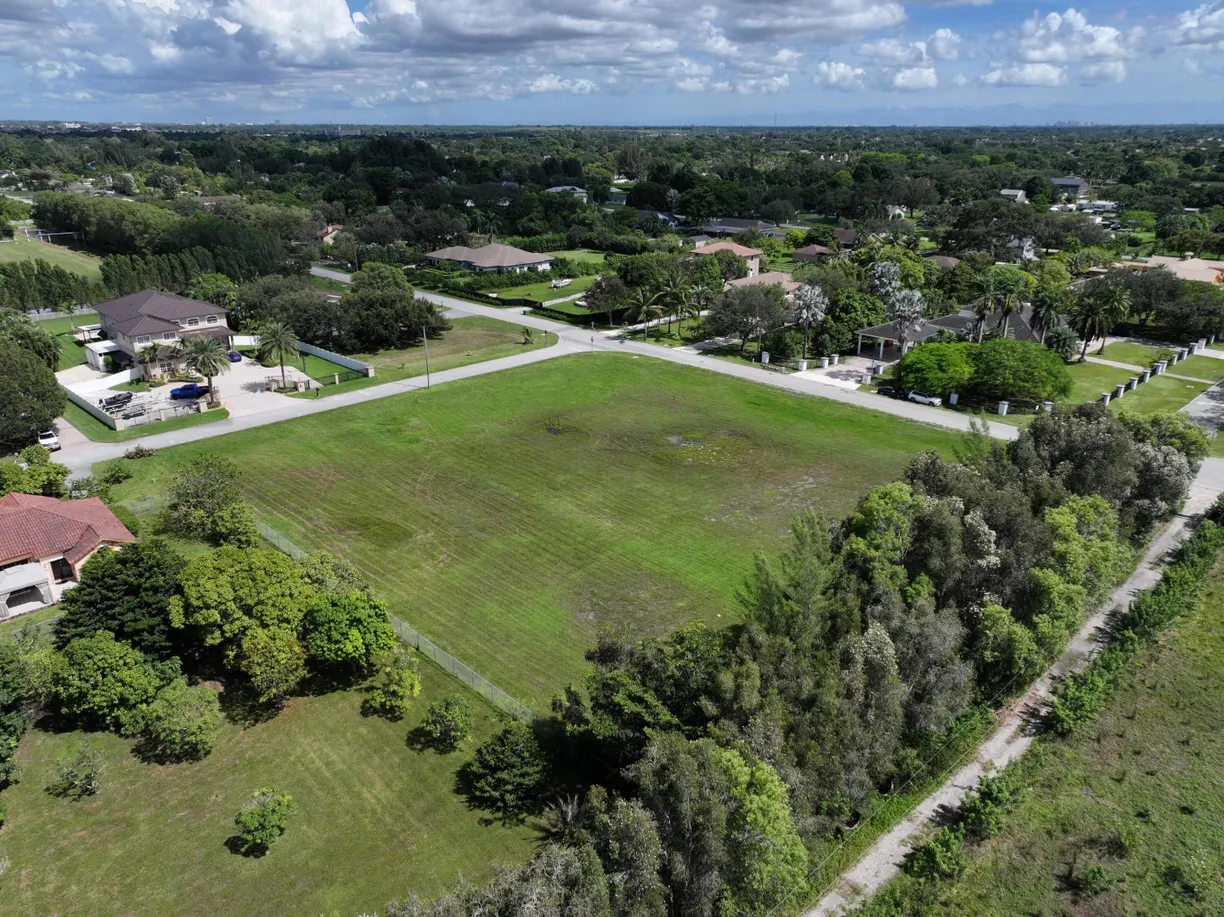 16600 SW 59TH Court, Southwest Ranches, FL 33331 Property for sale