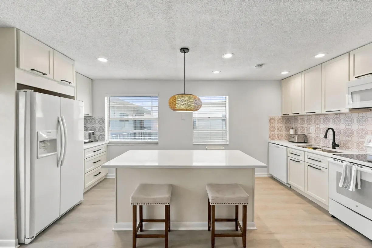 74 NORMANDY B, Delray Beach, FL 33484 Property for sale