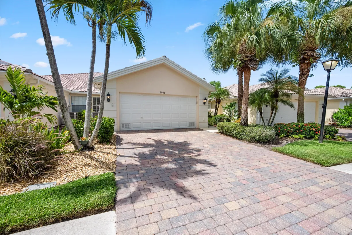 8558 SE RETREAT Drive, Hobe Sound, FL 33455 Property for sale