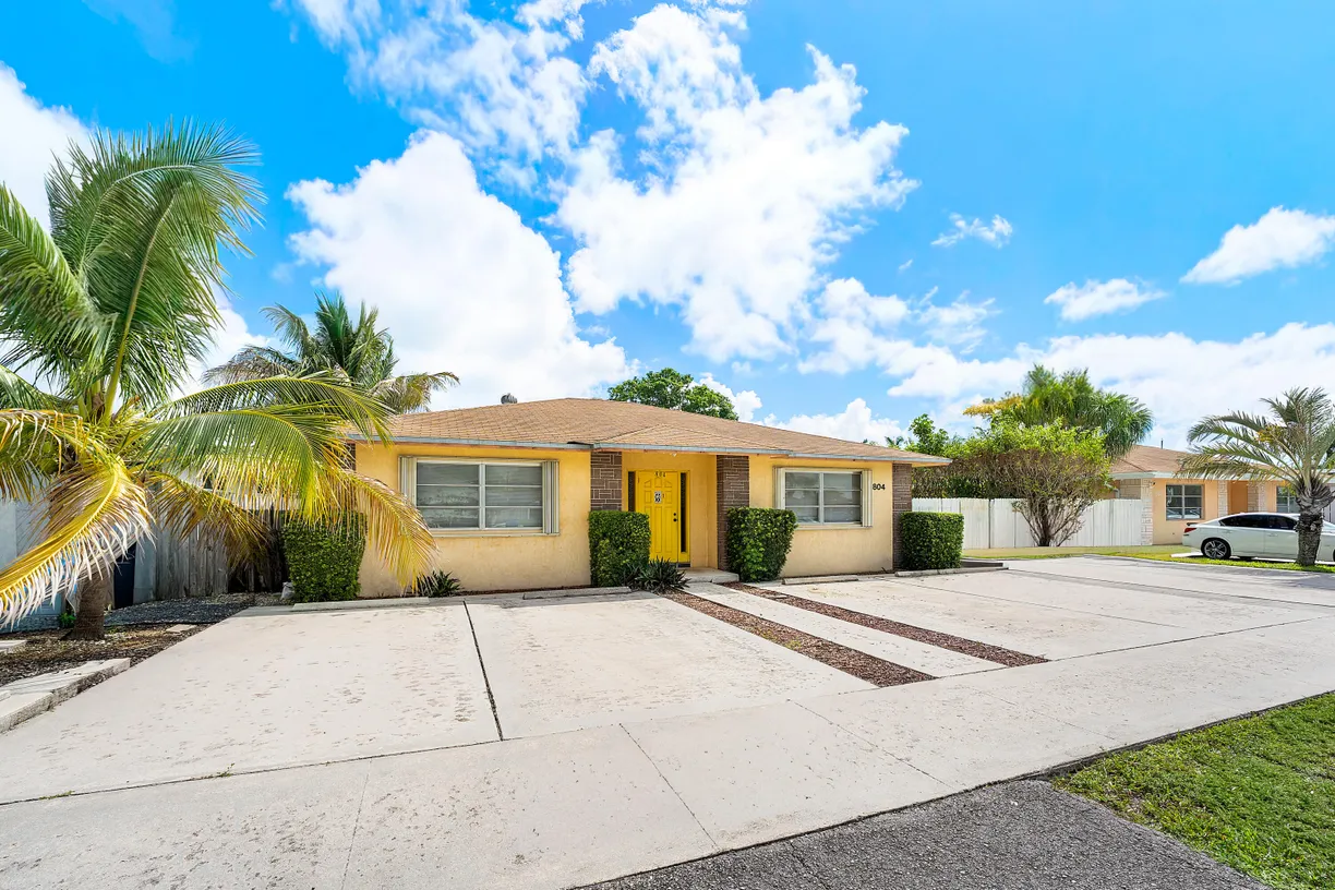 804 S Broadway, Lantana, FL 33462 Property for sale