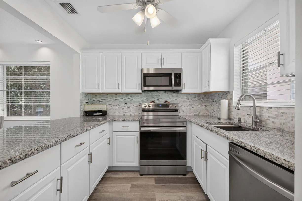 2600 SE OCEAN #D14, Stuart, FL 34996 Property for sale