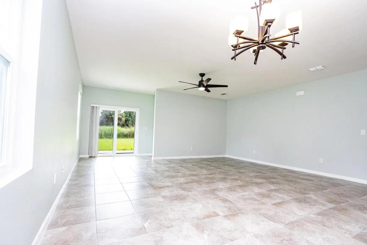4133 Keeson Circle W, Vero Beach, FL 32967 Property for sale