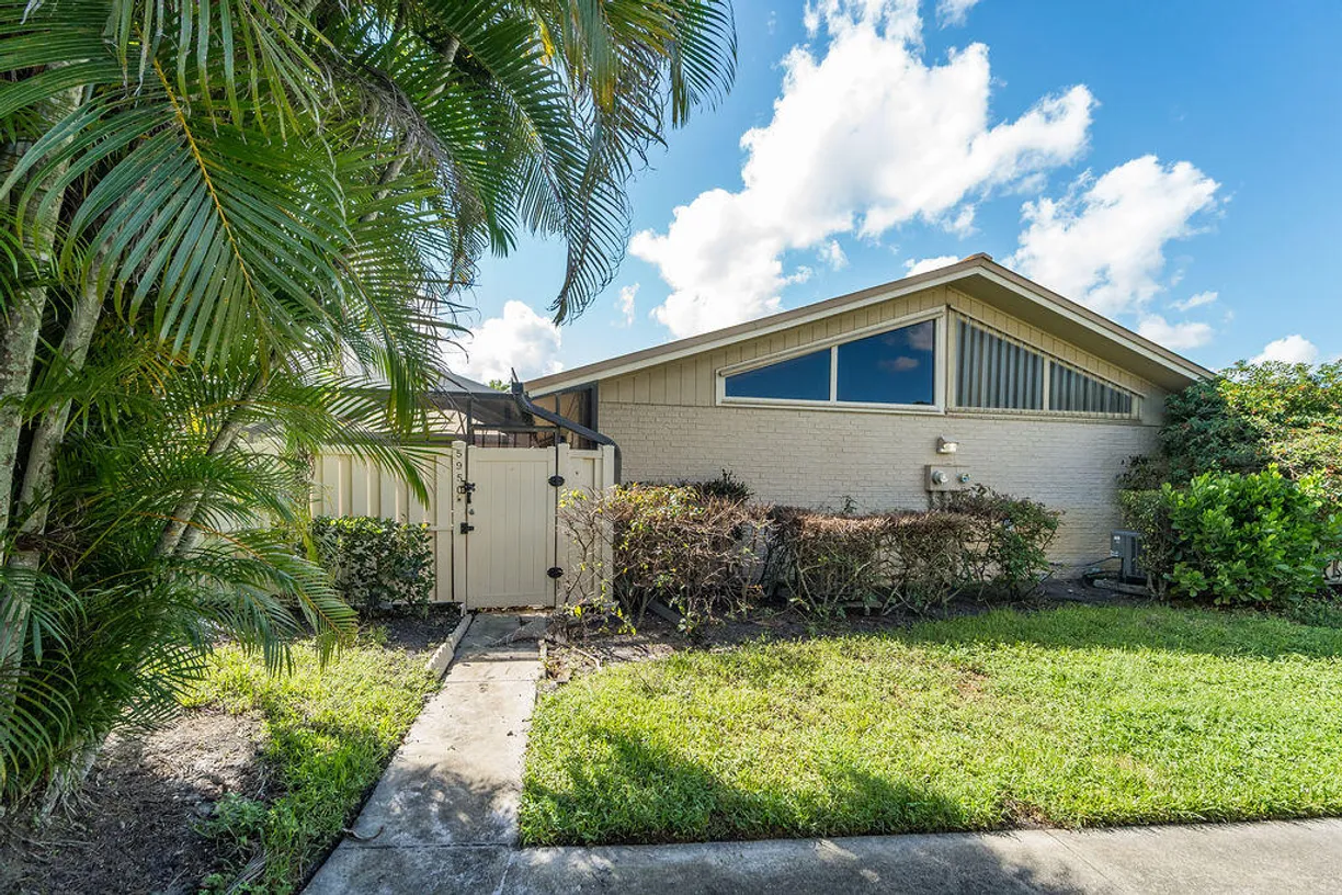 5950 Golden Eagle Circle, Palm Beach Gardens, FL 33418 Property for sale