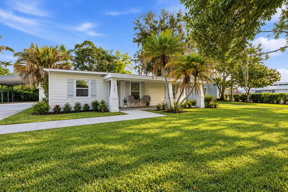 1263 SW Thelma Street, Palm City, FL 34990 Property for sale