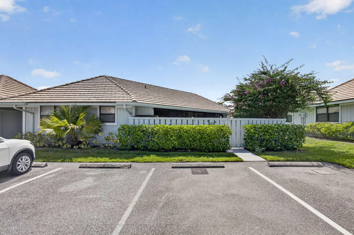 1127 E SEMINOLE Avenue #15D, Jupiter, FL 33477 Property for sale