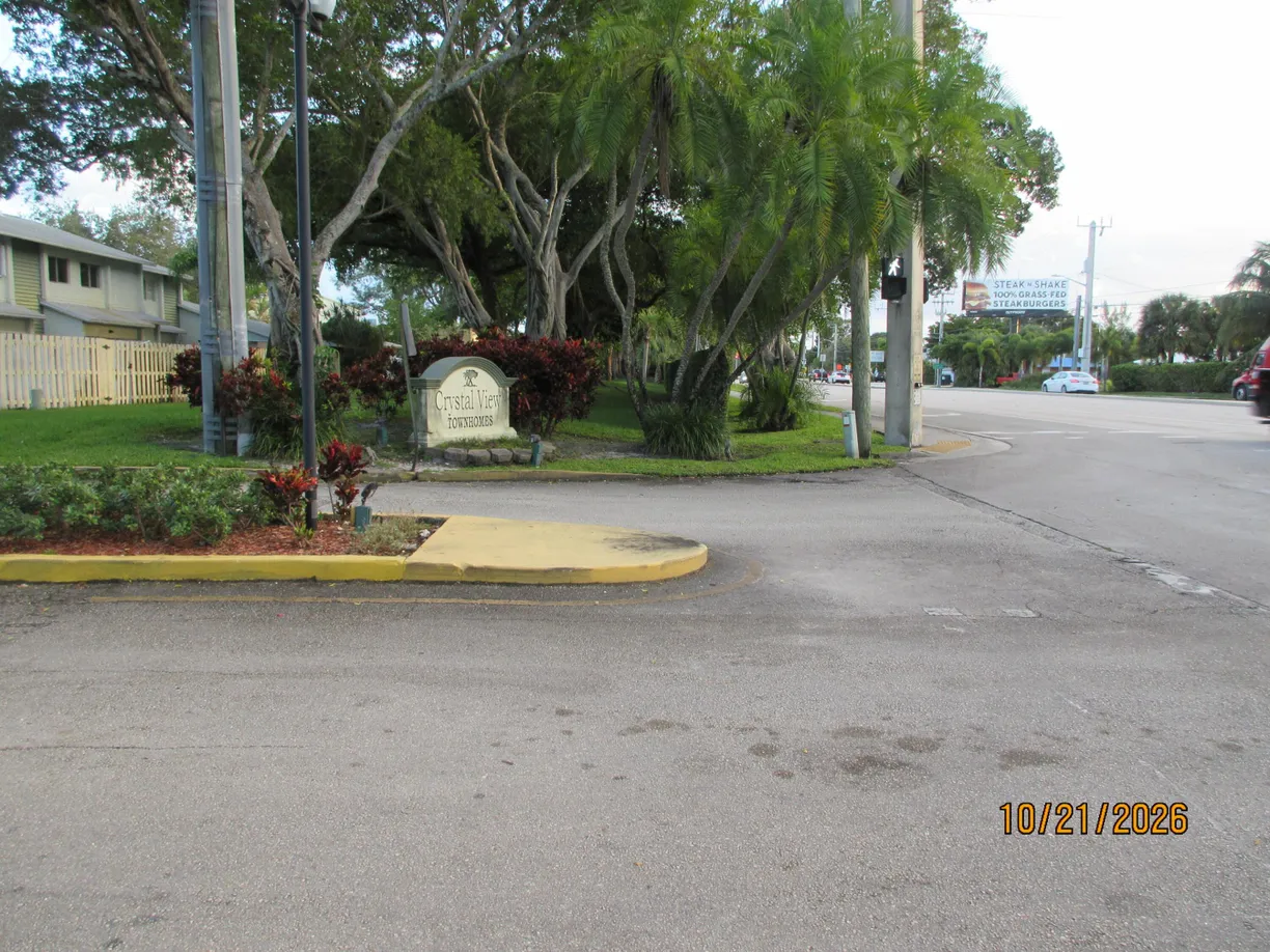 836 CRYSTAL LAKE Drive, Deerfield Beach, FL 33064 Property for sale