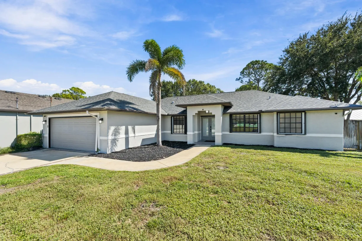 5606 SUNSET Boulevard, Fort Pierce, FL 34982 Property for sale