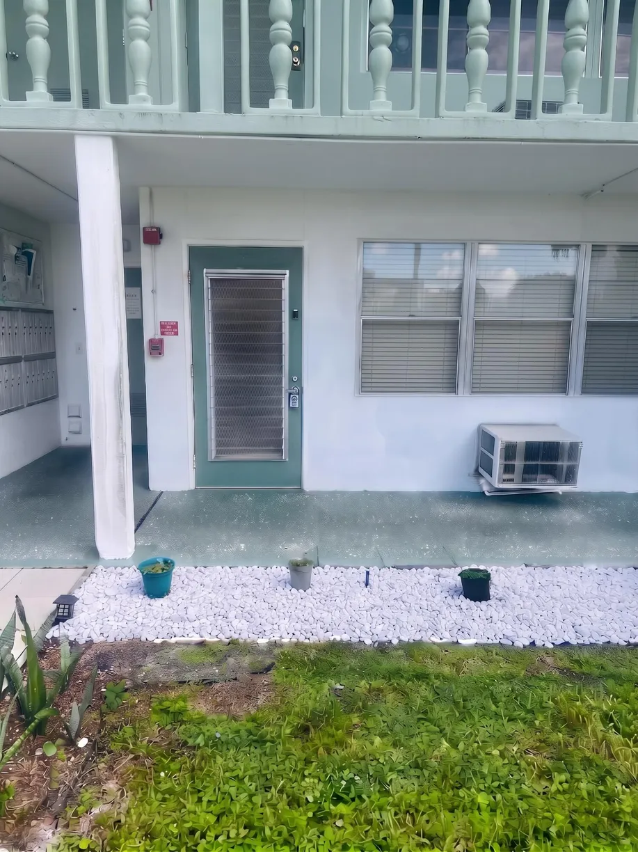 270 NEWPORT R Drive #R, Deerfield Beach, FL 33442 Property for sale