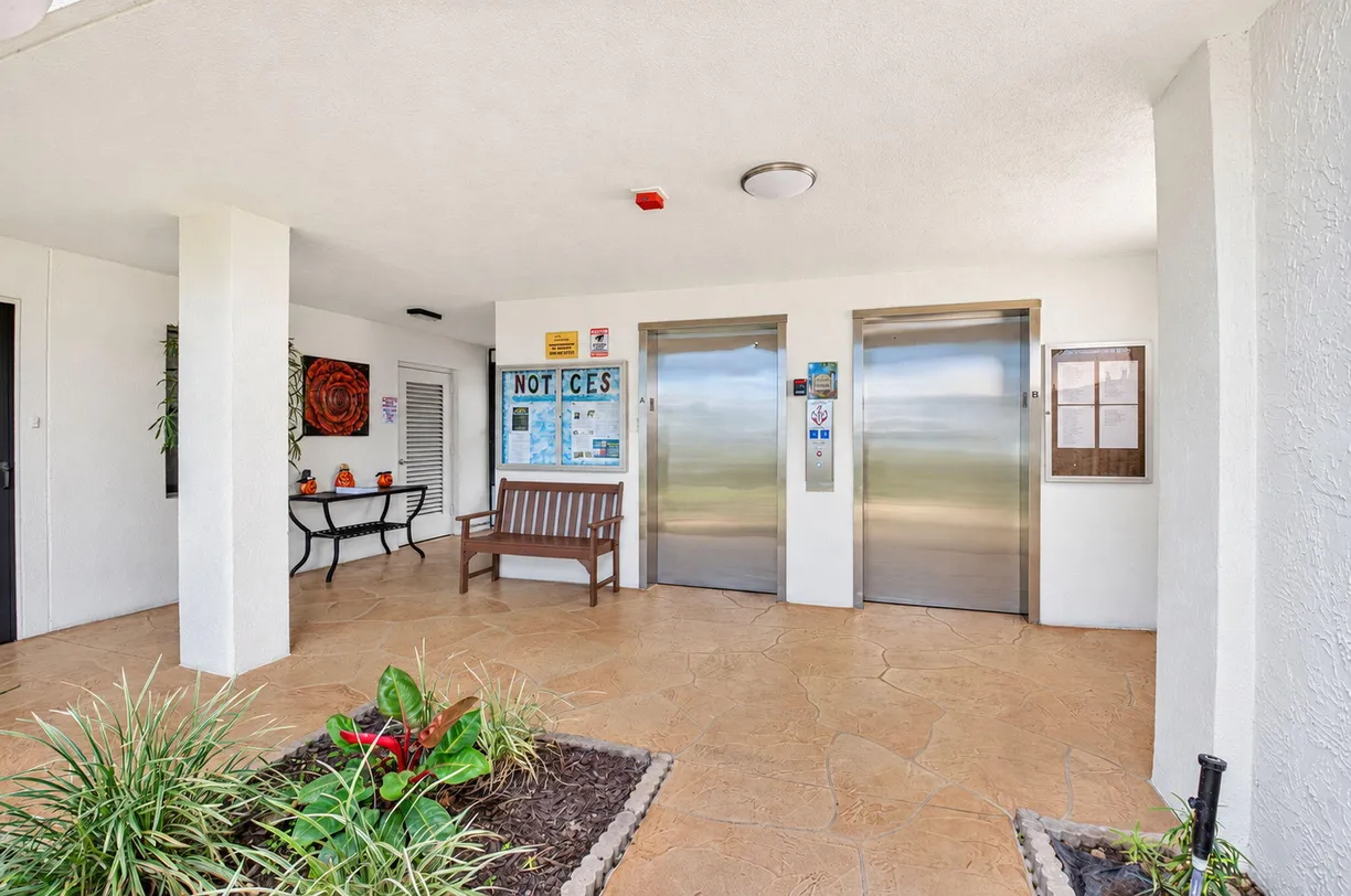 7260 KINGHURST Drive #404, Delray Beach, FL 33446 Property for sale
