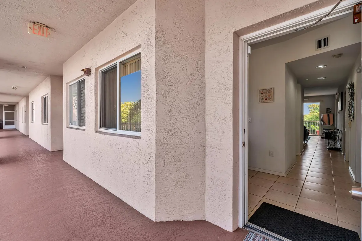 7735 Yardley Drive #305, Tamarac, FL 33321 Property for sale