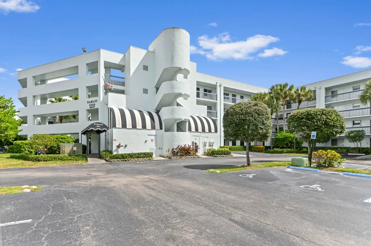 6698 10th Avenue N #323, Lake Worth, FL 33467 Property for sale