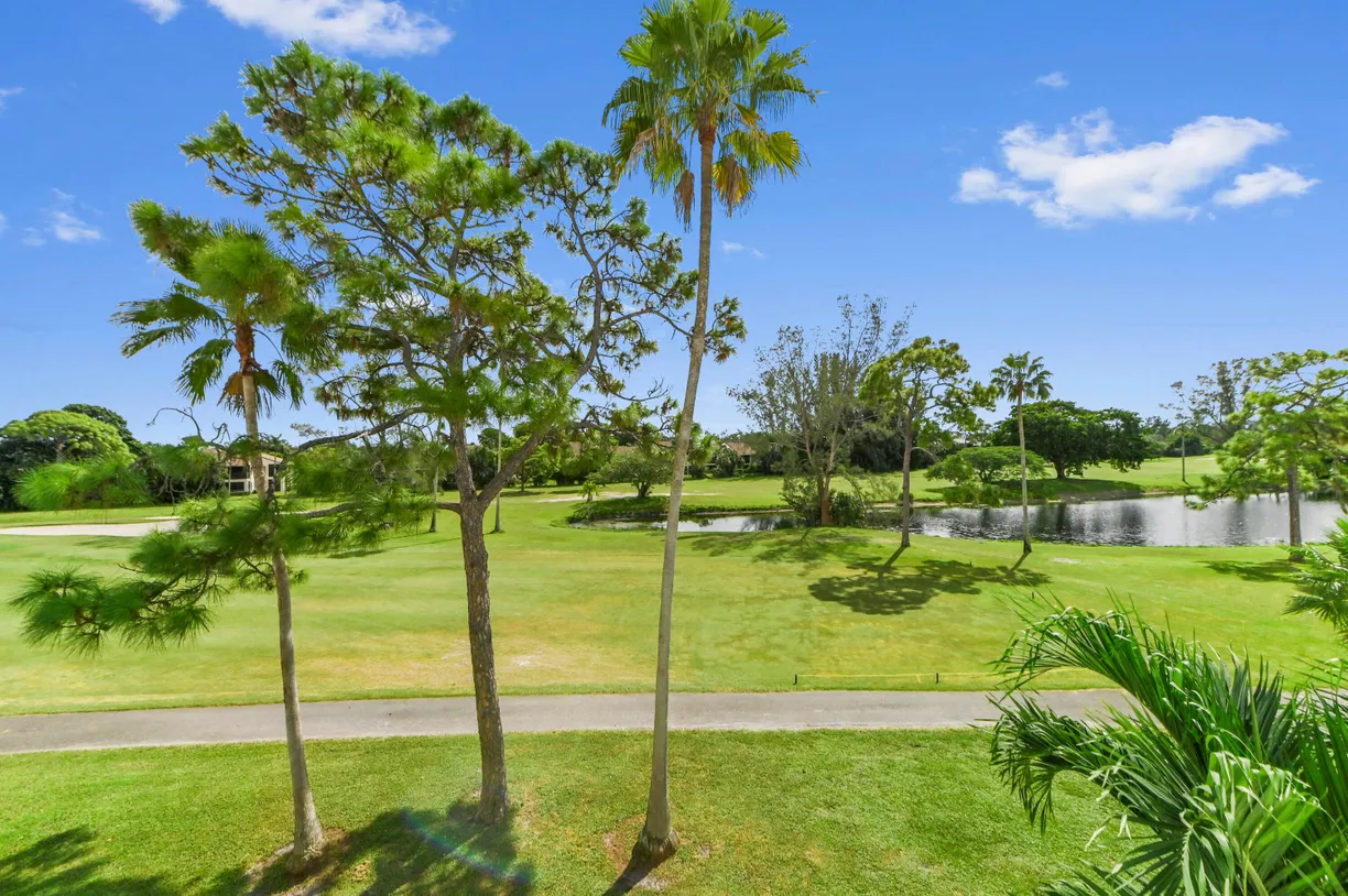 6698 10th Avenue N #323, Lake Worth, FL 33467 Property for sale