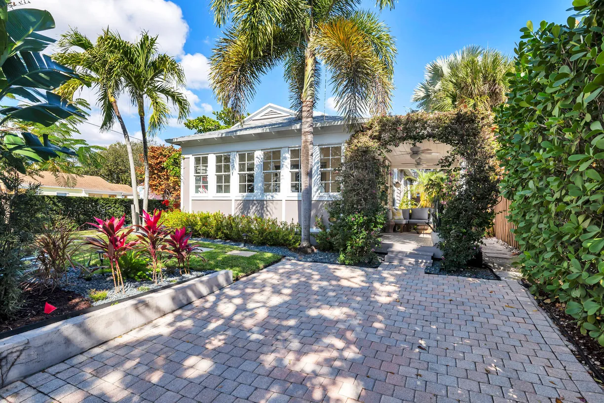 859 Sunset Road, West Palm Beach, FL 33401 Property for sale