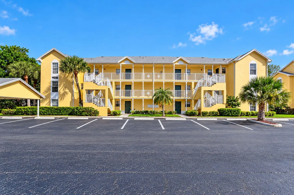 6284 La Costa Drive #E, Boca Raton, FL 33433 Property for sale